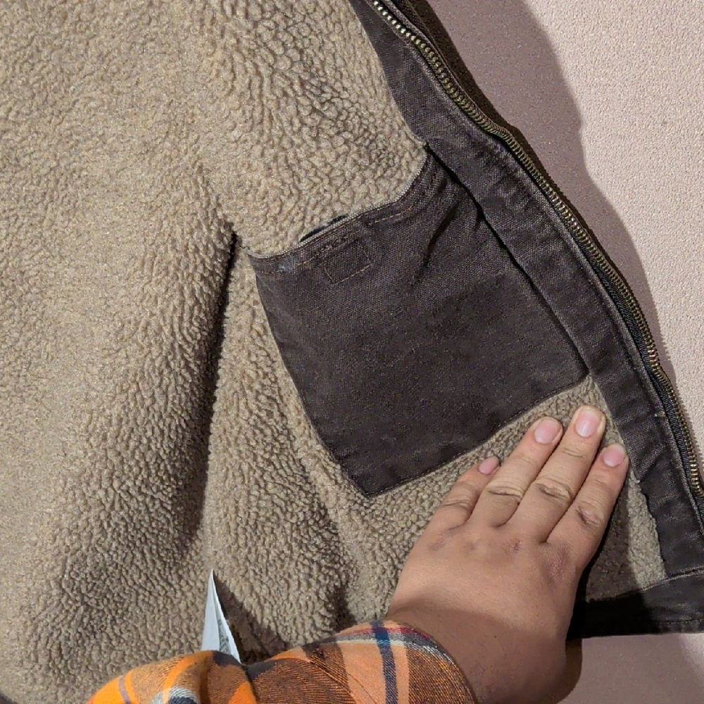 Carhartt Dark Brown Sherpa Vest - Picture 5 of 6